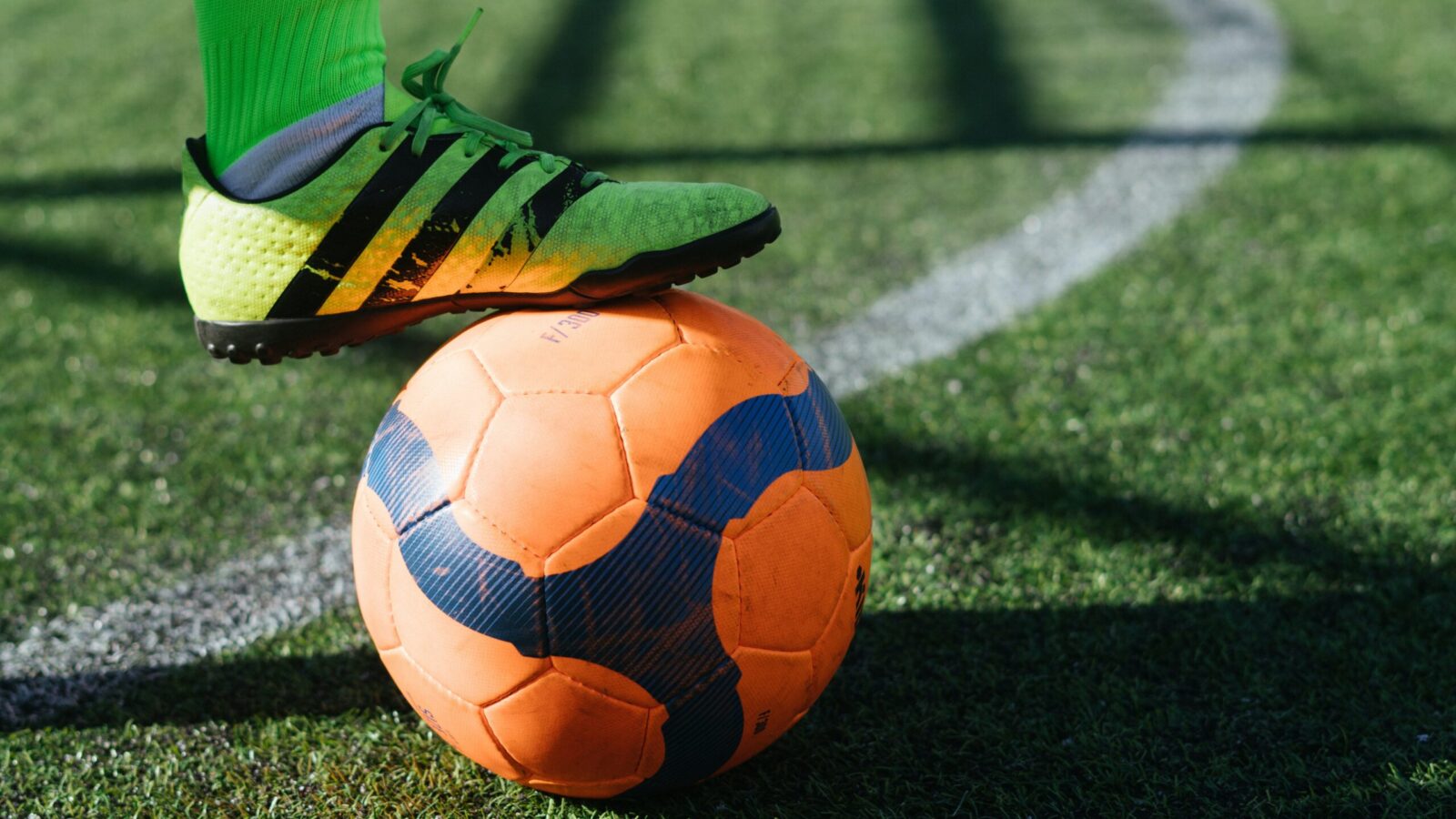 A review of the CAS Panel’s decision in AC Milan v. UEFA – The devil is in the (procedural) details - www.sportlegis.com