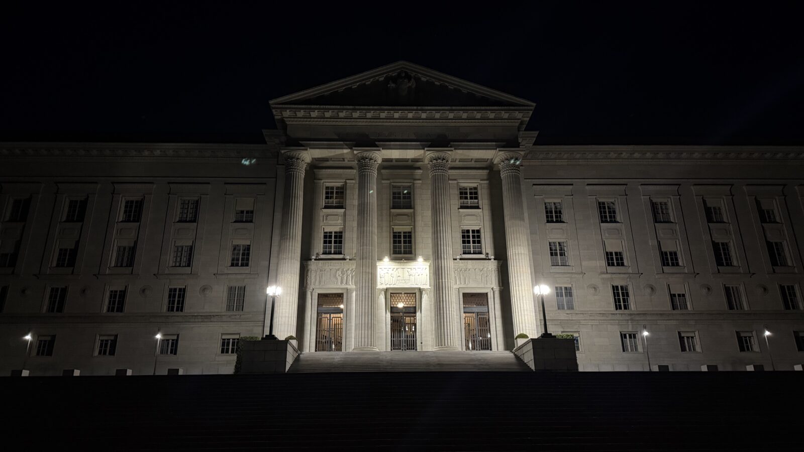 SFT 4A_654/2024 : Request for Revision of a CAS Award Dismissed: No New Evidence, No Fraud  - www.sportlegis.com